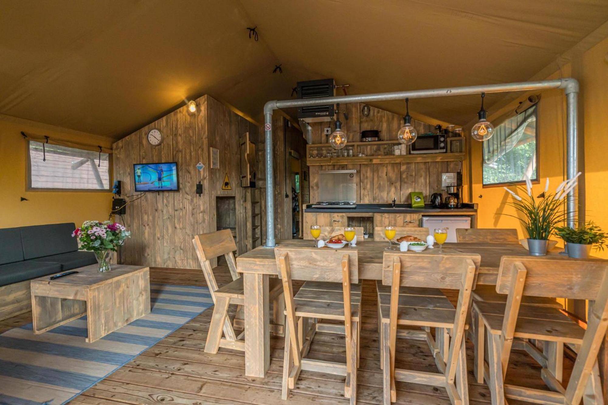 Camping Ginsterveld 버그함스테드 외부 사진