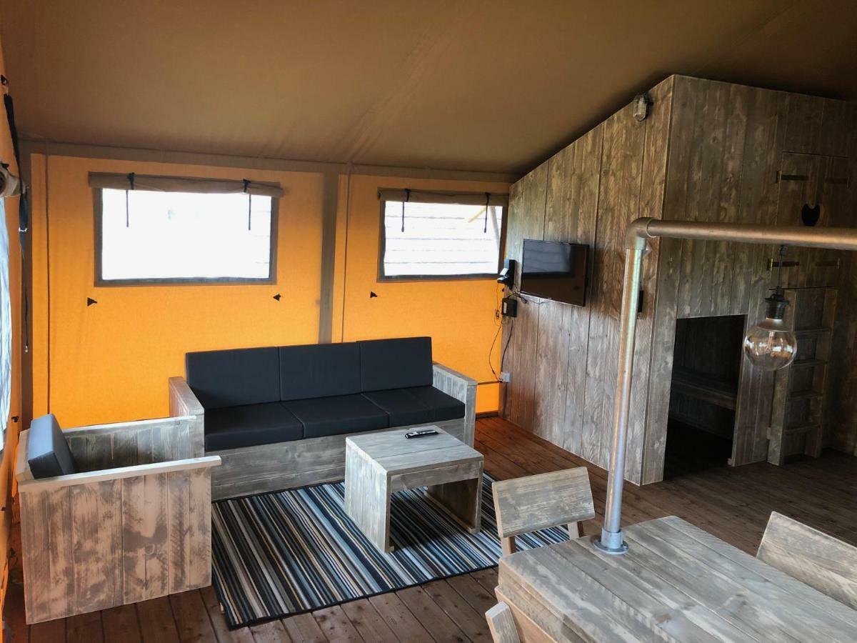 Camping Ginsterveld 버그함스테드 외부 사진